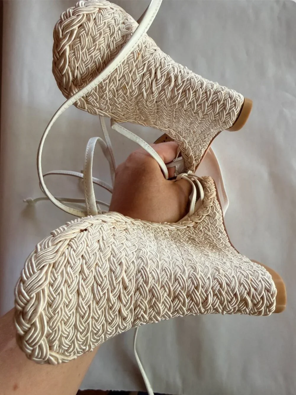 Imagine Vince Camuto White Leather Wedge Sandals | Size 9 | Lace-Up Ankle Tie |